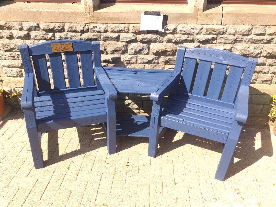 Outdoor painting service